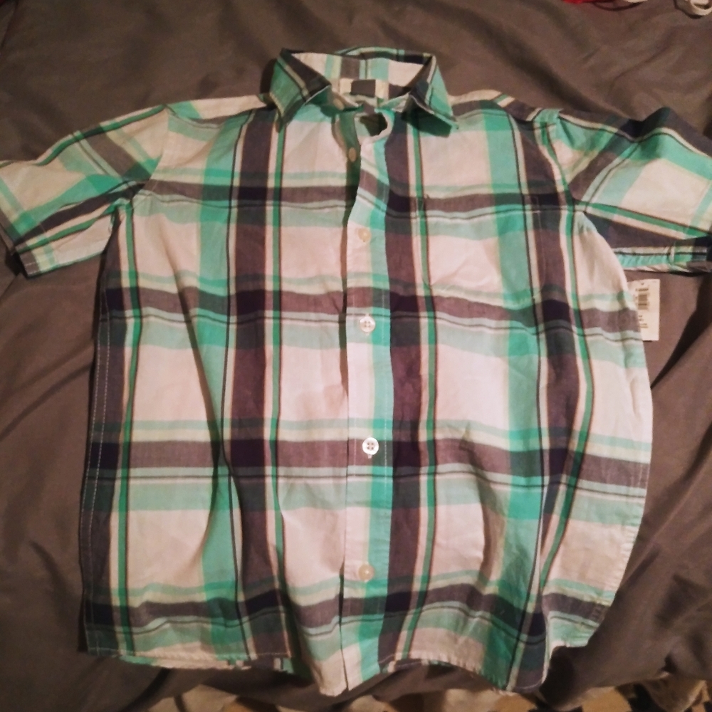 NWT Old Navy Boys Plaid Button Up